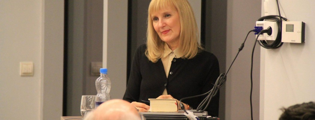 MAG. TATJANA ROZMAN: JE VERA V UM ODREŠITEV ALI PREKLETSTVO? 