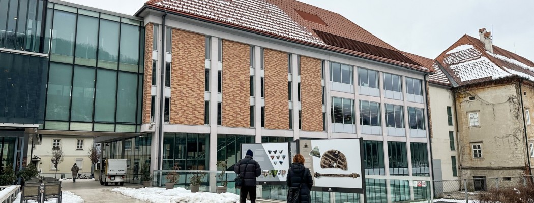Razstave v Osrednji knjižnici Celje